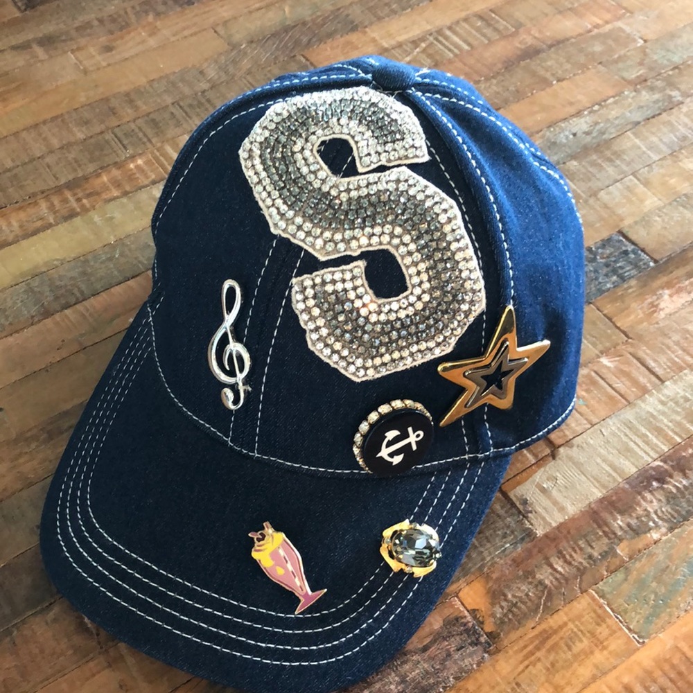 Dolce & Gabbana women’s baseball hat